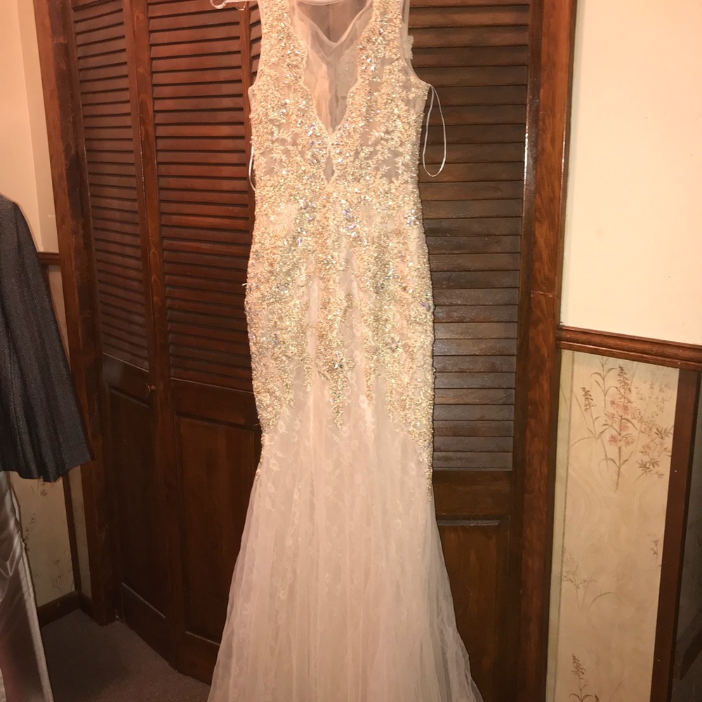 Prom/Pageant/ Ball Dress - Picture 2 of 5